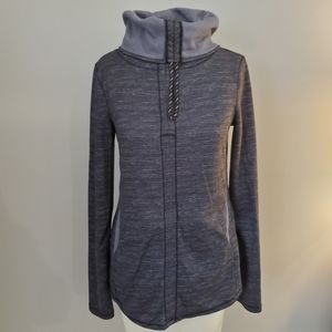 Maurices inMotion Pull Over